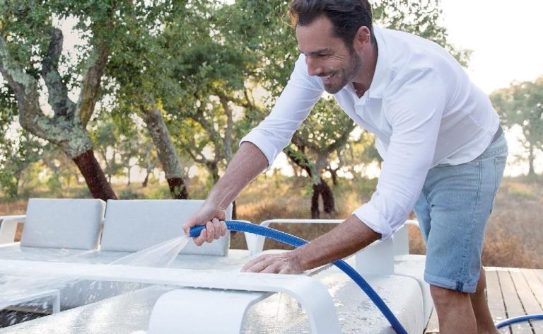 Outdoor furniture cleaning tips