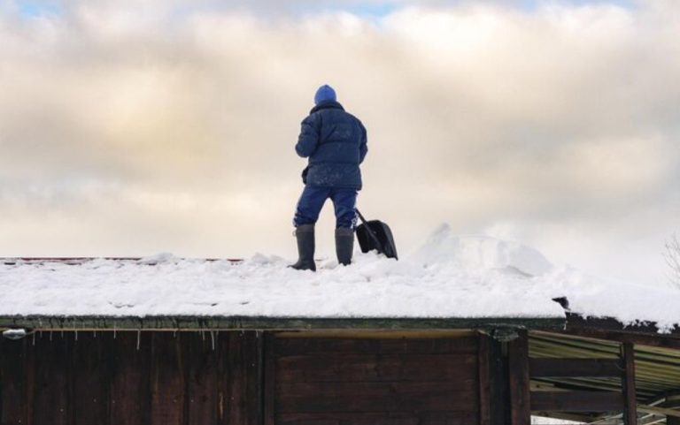 The Importance of Snow Removal from Commercial Roofs
